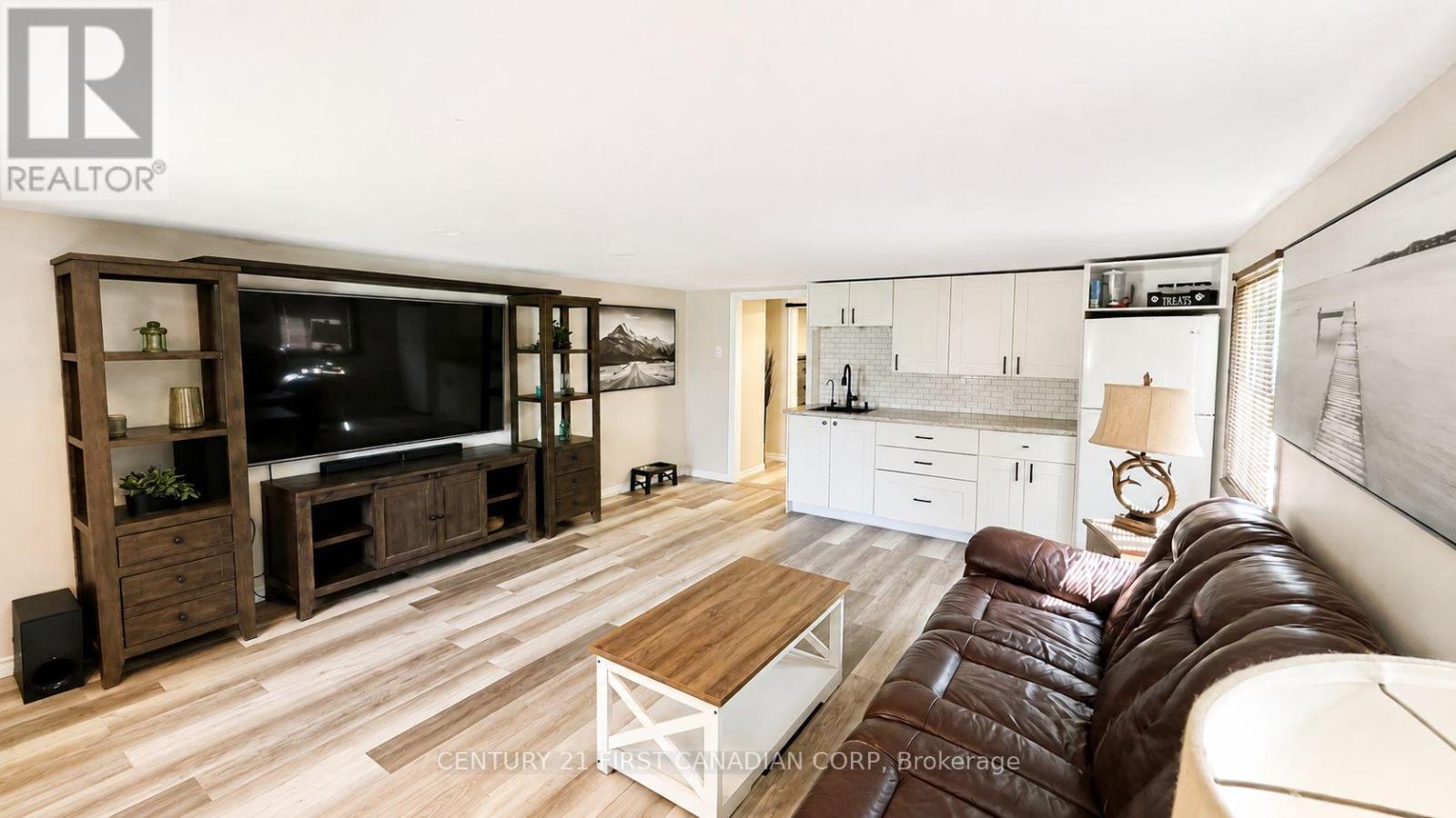 20883 Rebecca Road, Thames Centre, Ontario  N0E 1W0 - Photo 37 - X13713894