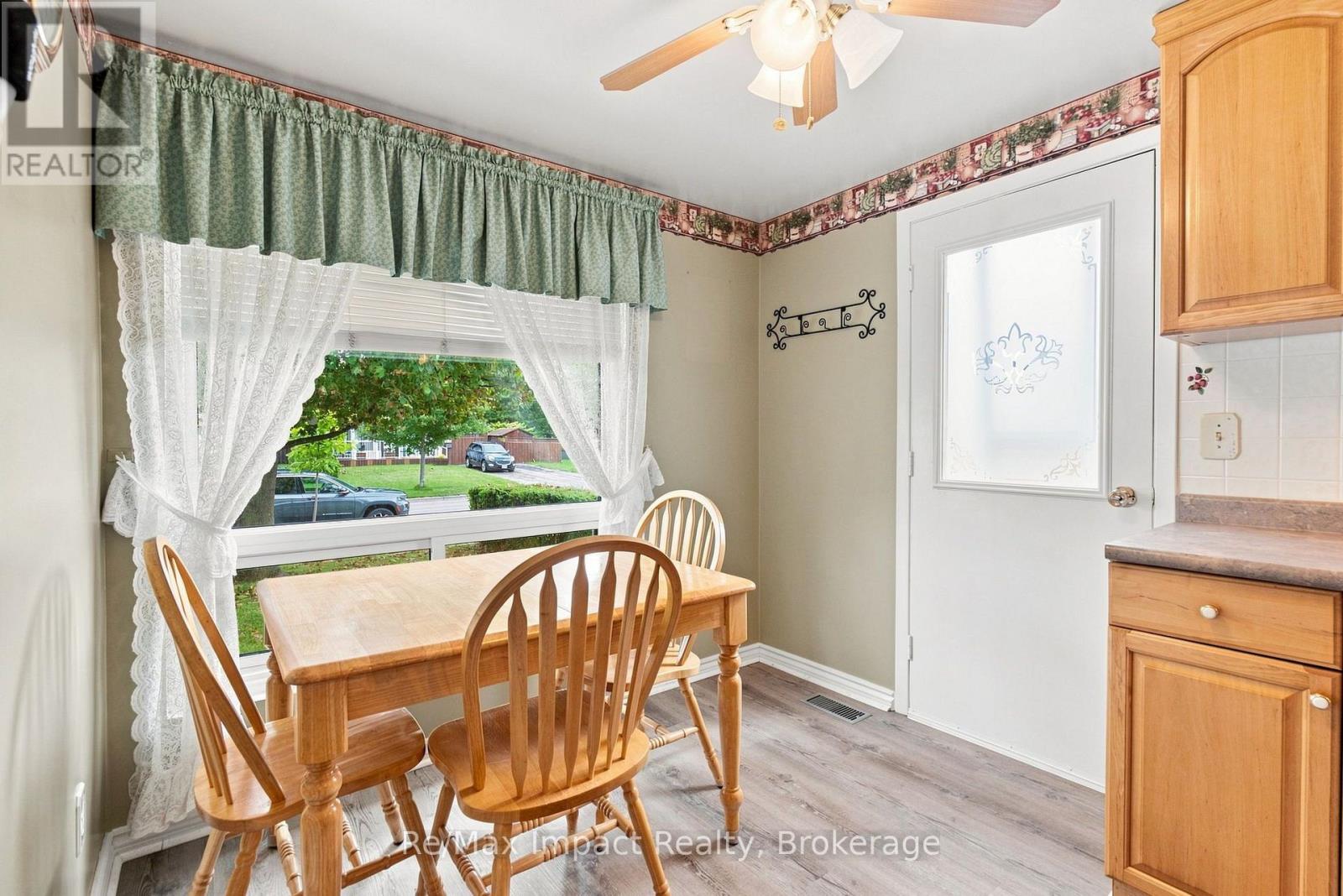822 Southdown Street, Oshawa, Ontario  L1H 7X3 - Photo 14 - E13715288