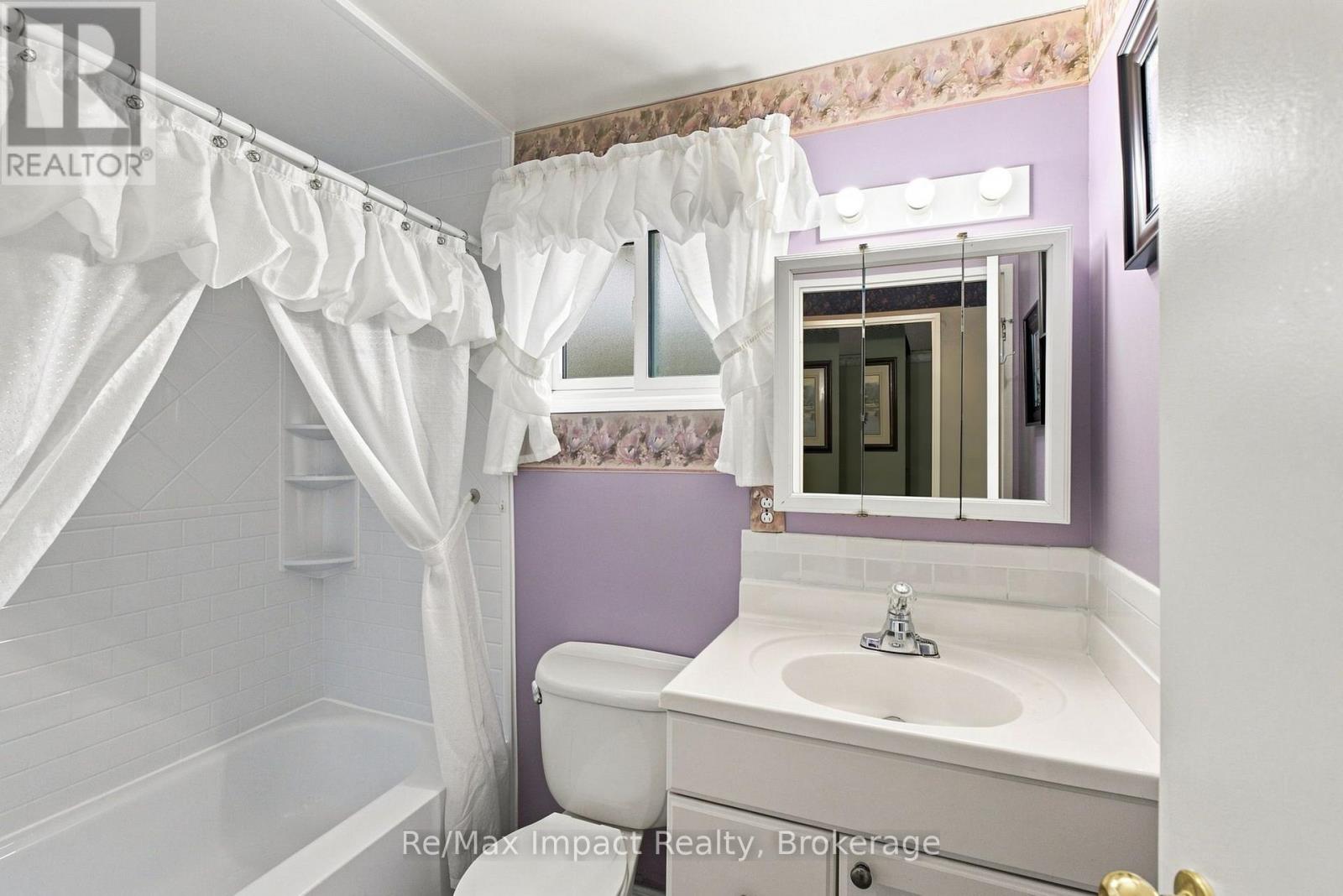 822 Southdown Street, Oshawa, Ontario  L1H 7X3 - Photo 22 - E13715288