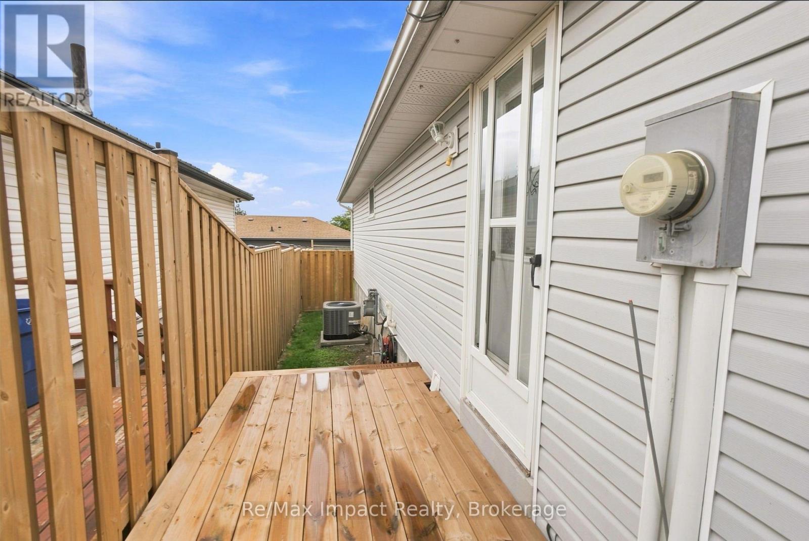 822 Southdown Street, Oshawa, Ontario  L1H 7X3 - Photo 43 - E13715288