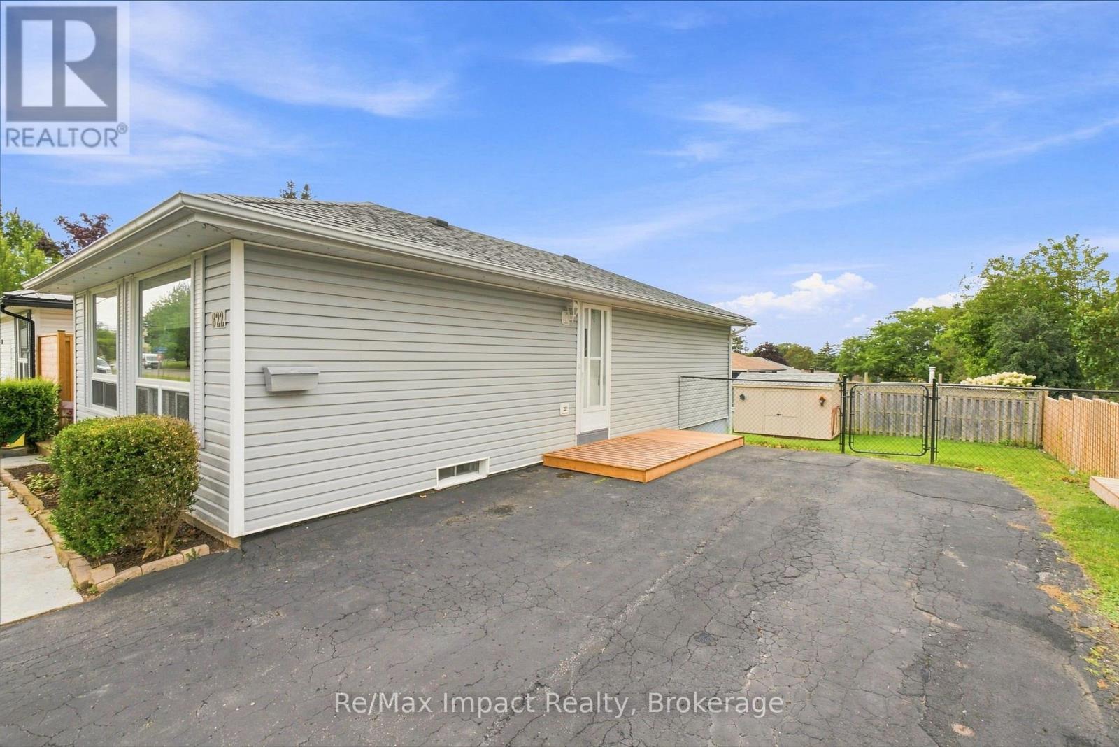 822 Southdown Street, Oshawa, Ontario  L1H 7X3 - Photo 44 - E13715288