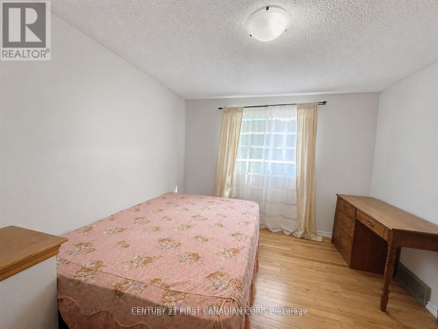 1341 Aldersbrook Road, London North, Ontario  N6G 3J1 - Photo 10 - X13715186