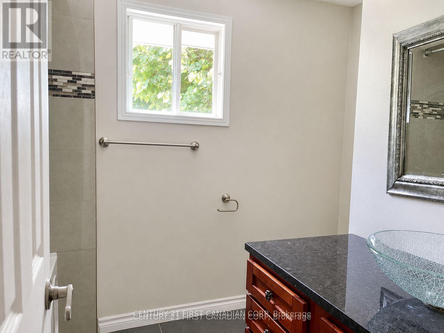 1341 Aldersbrook Road, London North, Ontario  N6G 3J1 - Photo 13 - X13715186