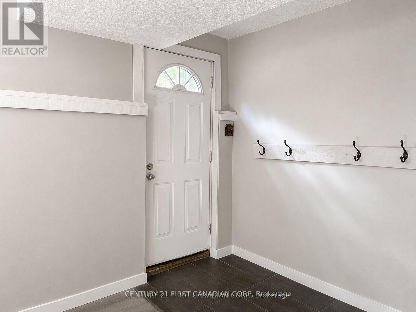 1341 Aldersbrook Road, London North, Ontario  N6G 3J1 - Photo 2 - X13715186