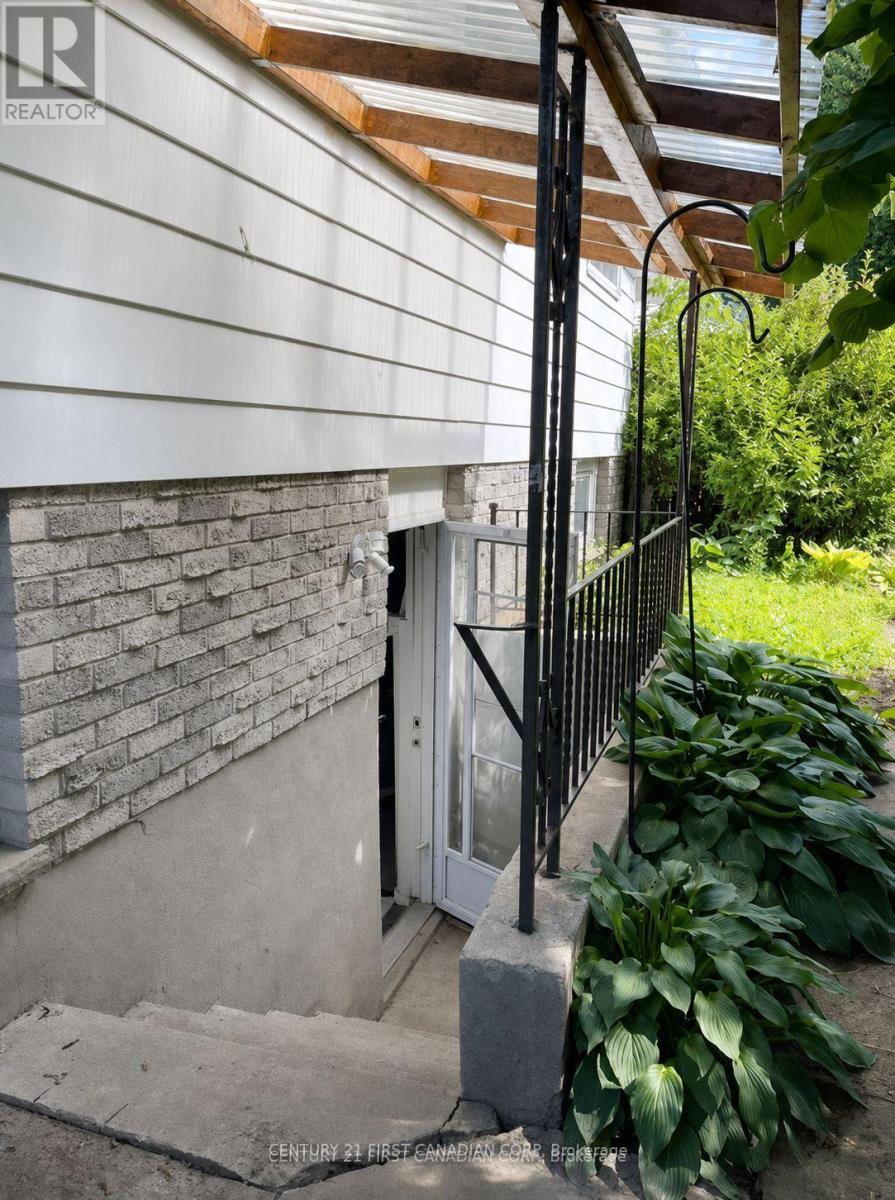 1341 Aldersbrook Road, London North, Ontario  N6G 3J1 - Photo 20 - X13715186