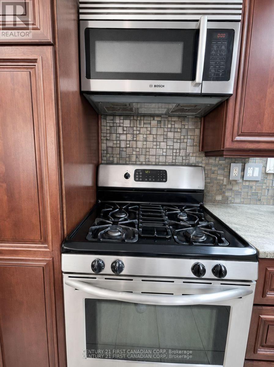 1341 Aldersbrook Road, London North, Ontario  N6G 3J1 - Photo 7 - X13715186