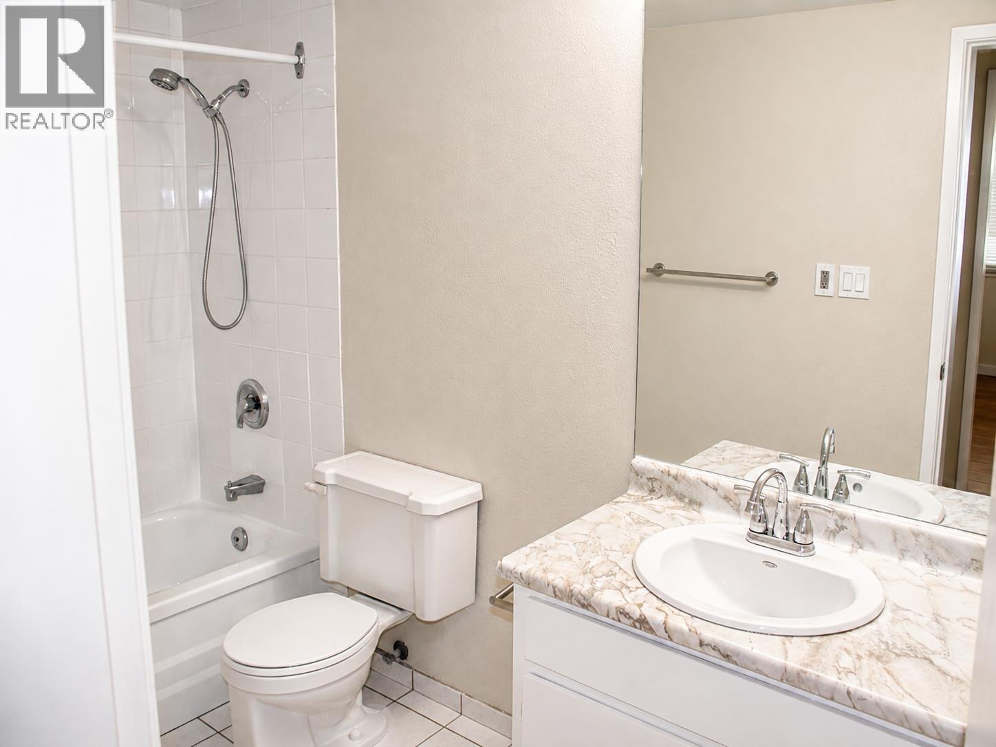 103 8060 Ryan Road, Richmond, British Columbia V7A 2E5 - Photo 11 - R3159035