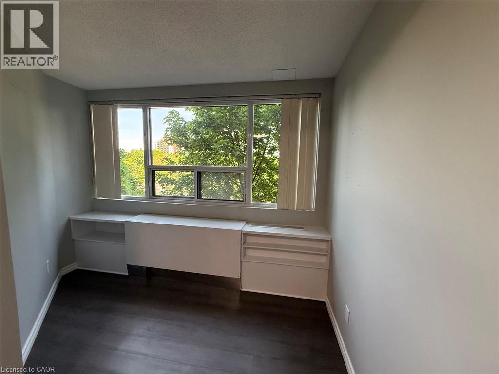 20 Ellen Street E Unit# 404, Kitchener, Ontario N2H 6R7 - Photo 11 - 40837182