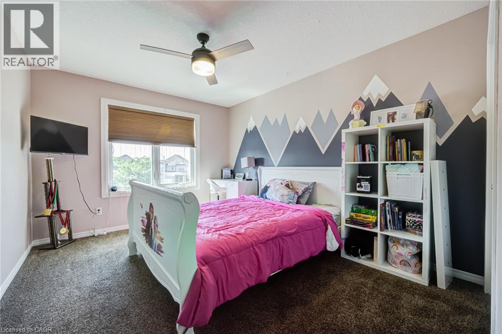 944 Parkvale Court, Kitchener, Ontario  N2R 1Y6 - Photo 33 - 40857469