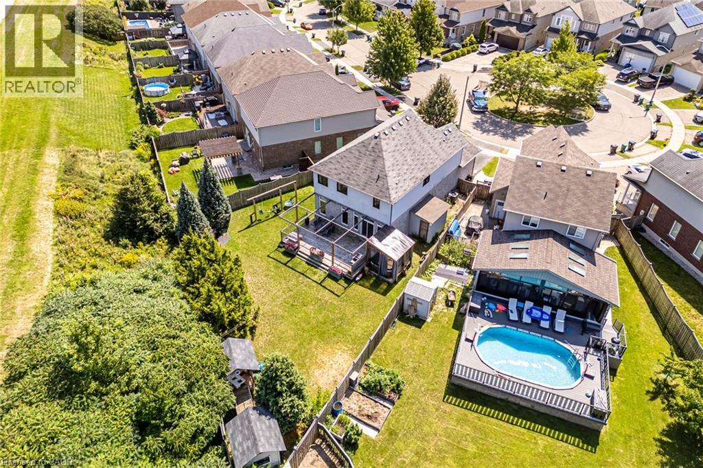 944 Parkvale Court, Kitchener, Ontario  N2R 1Y6 - Photo 48 - 40857469