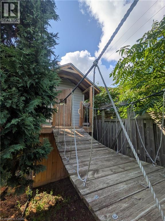 944 Parkvale Court, Kitchener, Ontario  N2R 1Y6 - Photo 46 - 40857469