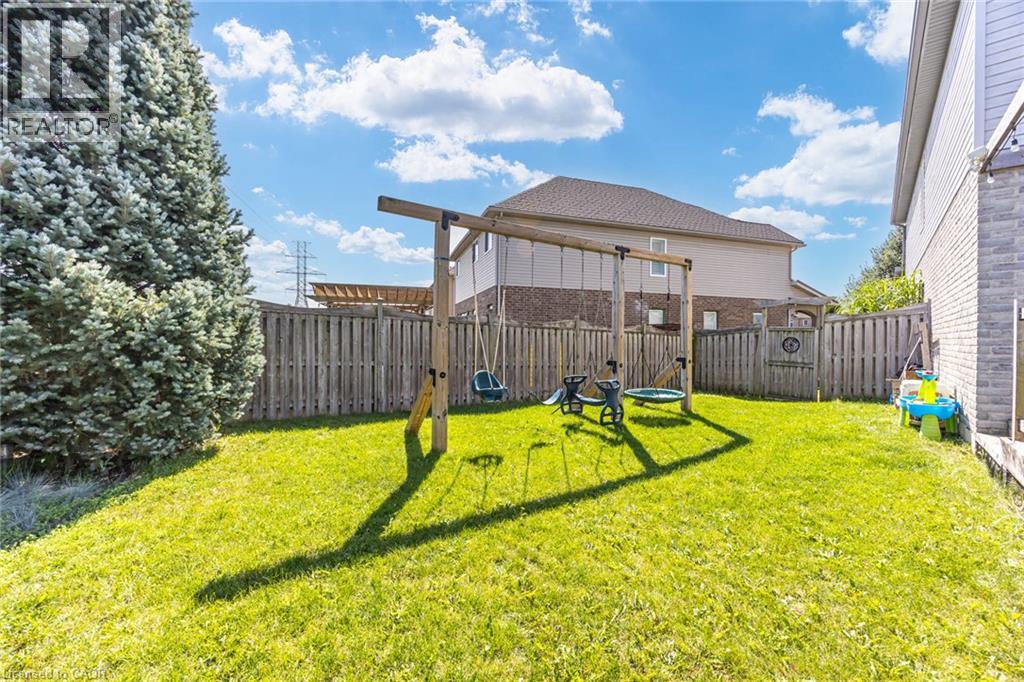944 Parkvale Court, Kitchener, Ontario  N2R 1Y6 - Photo 44 - 40857469