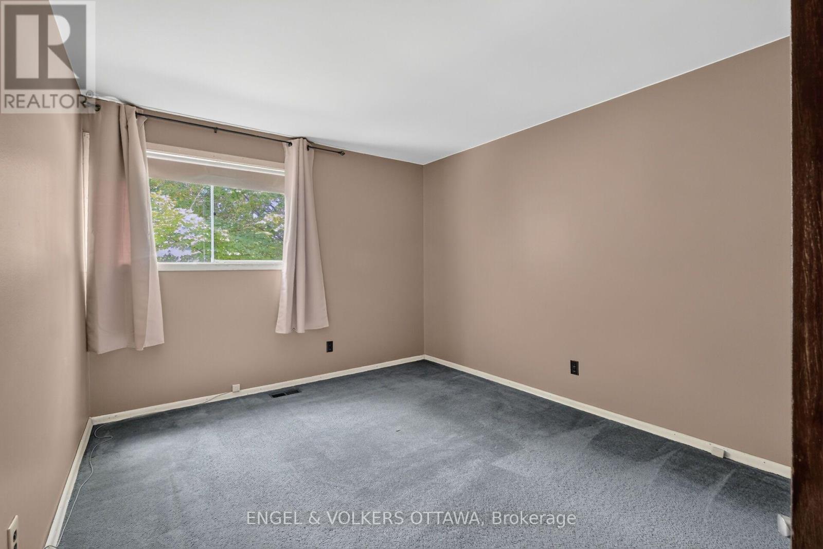 14 Oakview Avenue, Ottawa, Ontario  K2G 3A1 - Photo 29 - X13715232