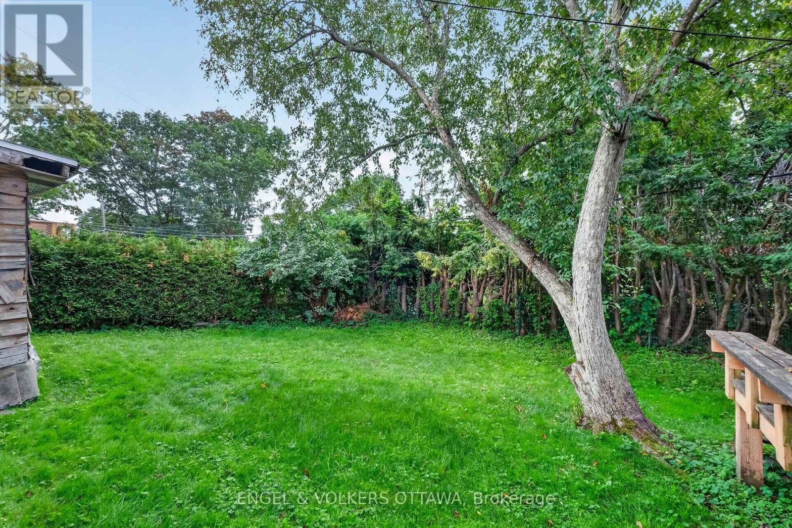 14 Oakview Avenue, Ottawa, Ontario  K2G 3A1 - Photo 6 - X13715232