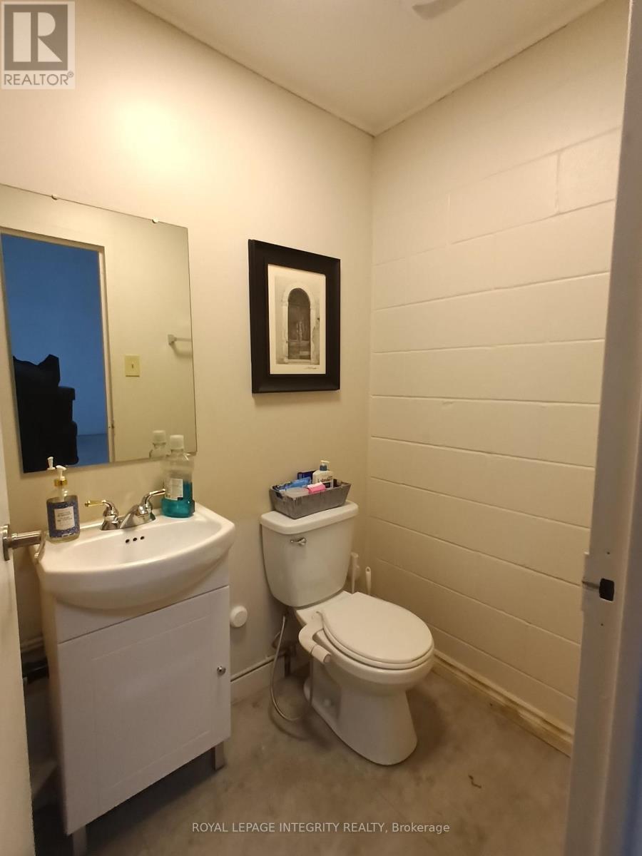 1580 Liverpool Court, Ottawa, Ontario  K1B 4L2 - Photo 24 - X13715244
