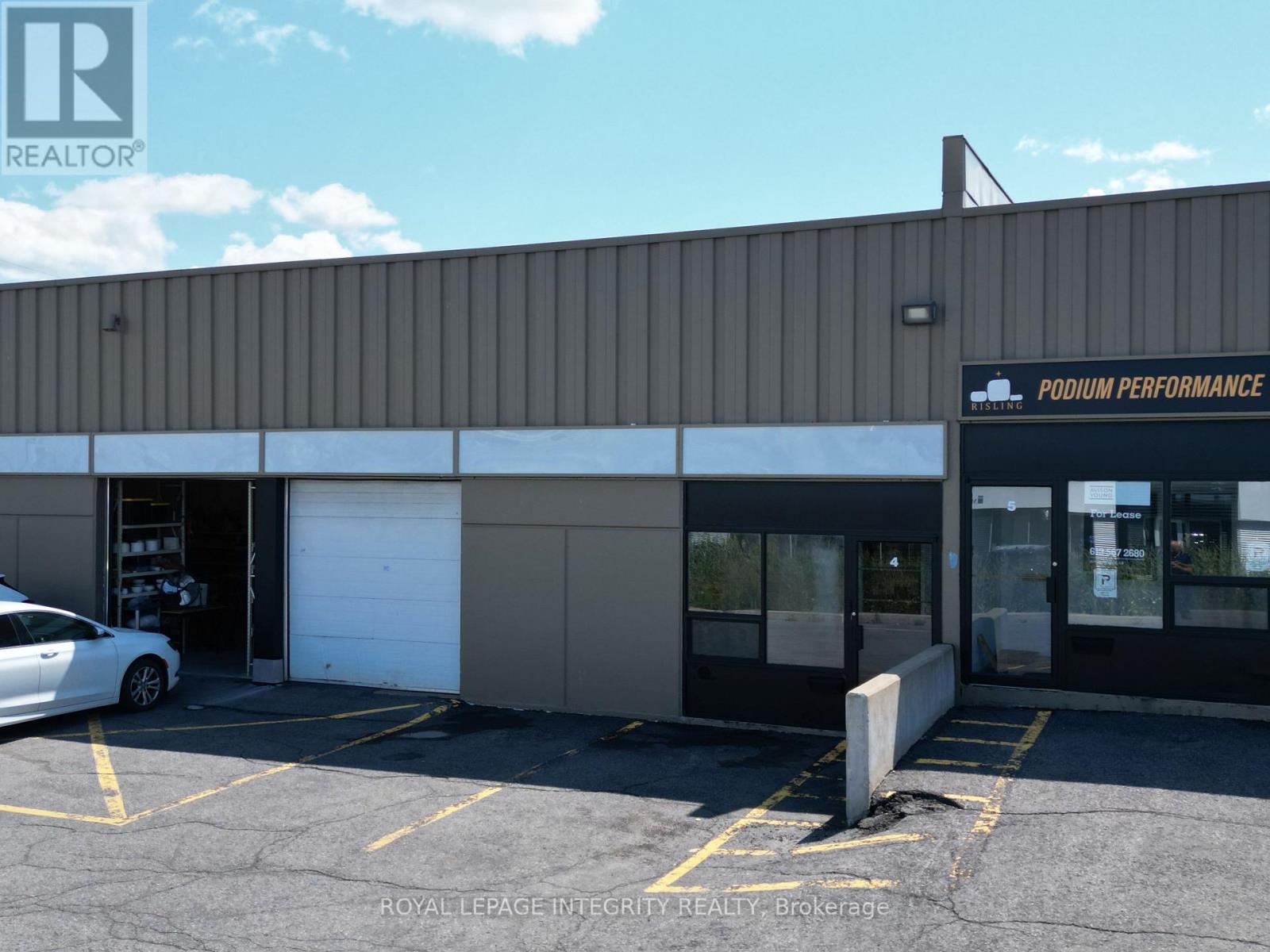 1580 Liverpool Court, Ottawa, Ontario K1B 4L2 - Photo 6 - X13715244