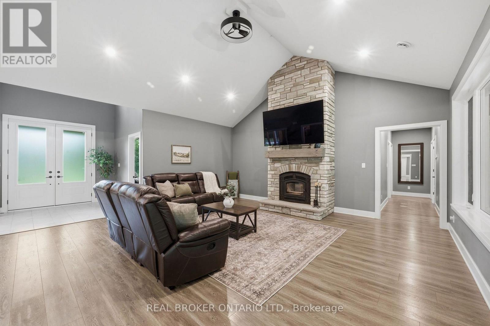 16 Cole Road, Elizabethtown-Kitley, Ontario  K0G 1R0 - Photo 15 - X13715260