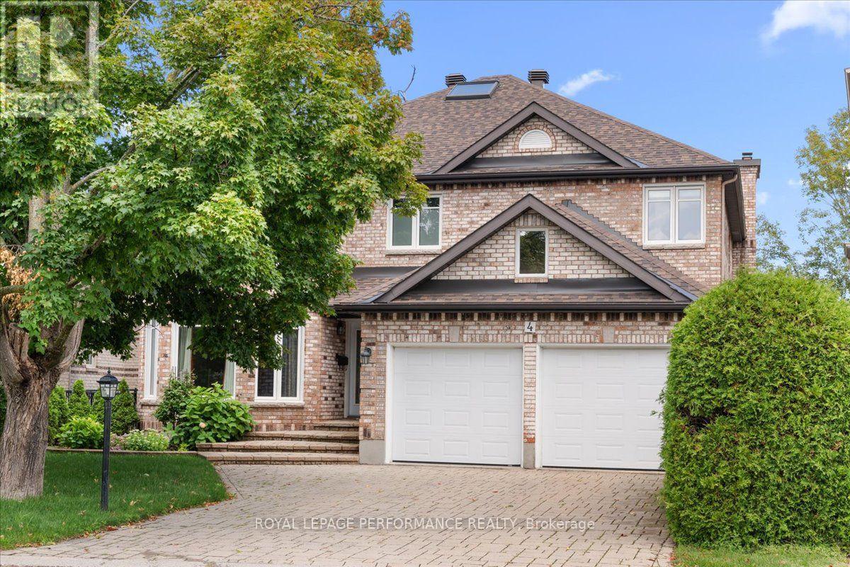 4 WELLSMERE COURT, Ottawa, Ontario