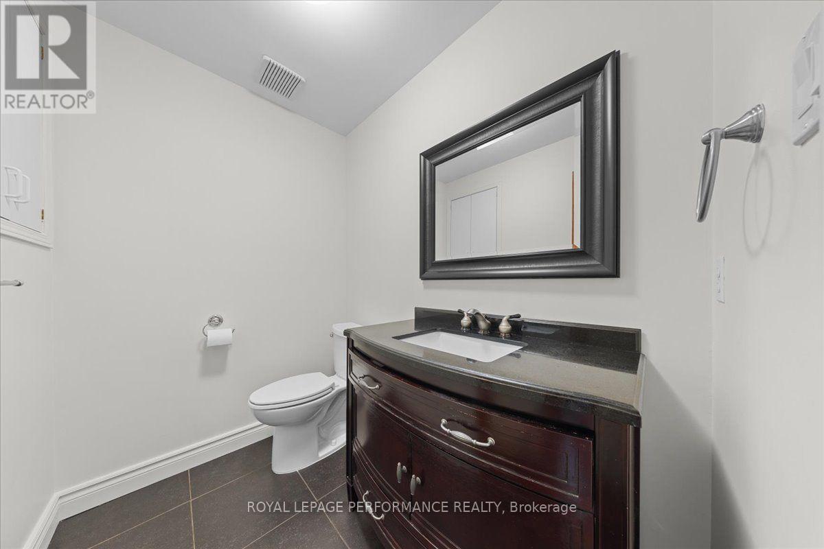 4 Wellsmere Court, Ottawa, Ontario  K2E 8C2 - Photo 19 - X13715292