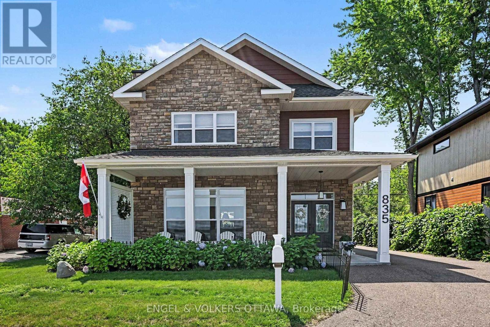 835 Archibald Street, Mcnab/braeside, Ontario  K0A 1G0 - Photo 3 - X13715318