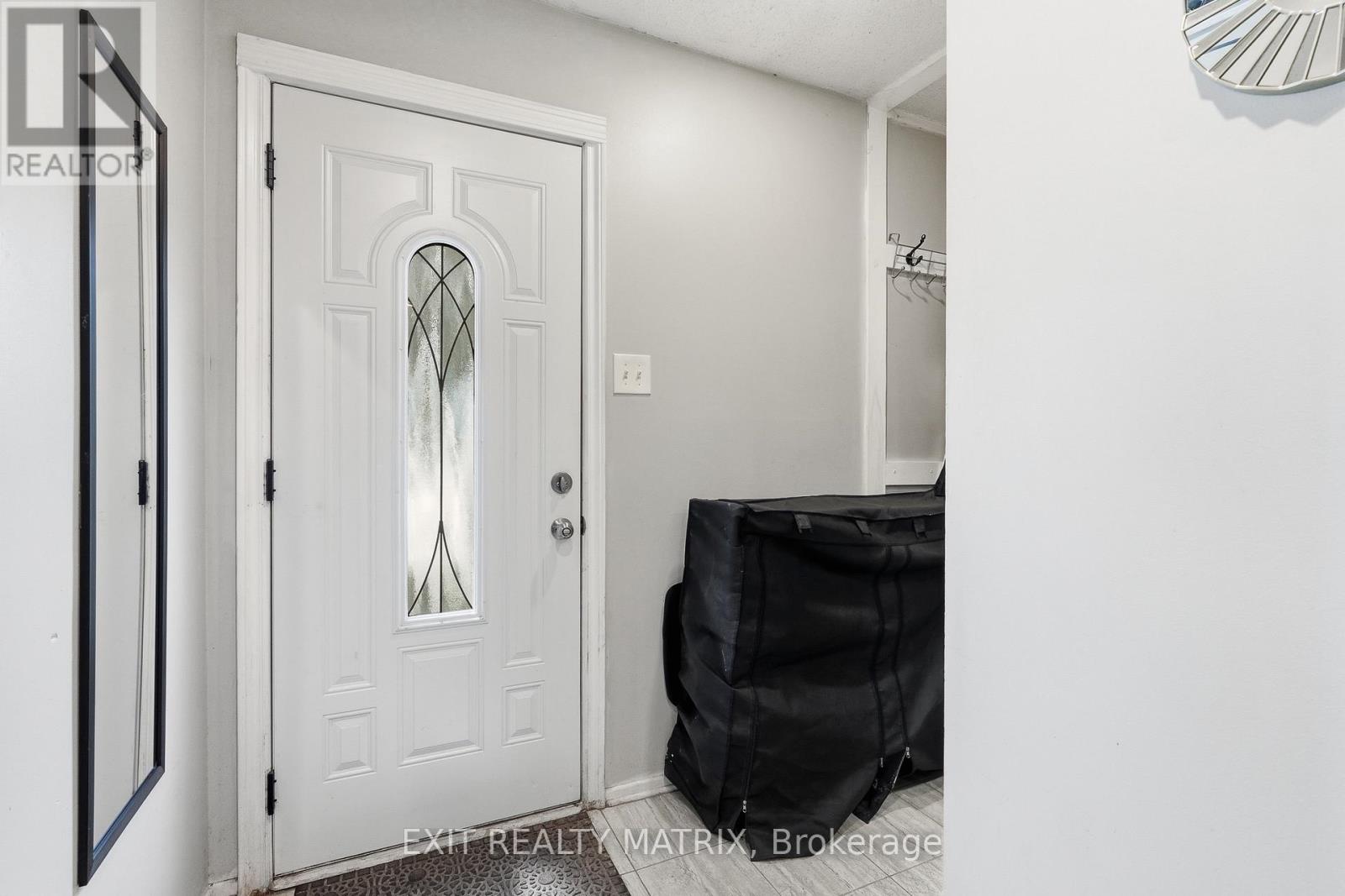 3 - 1661 Heron Road, Ottawa, Ontario  K1V 6A3 - Photo 4 - X13715328