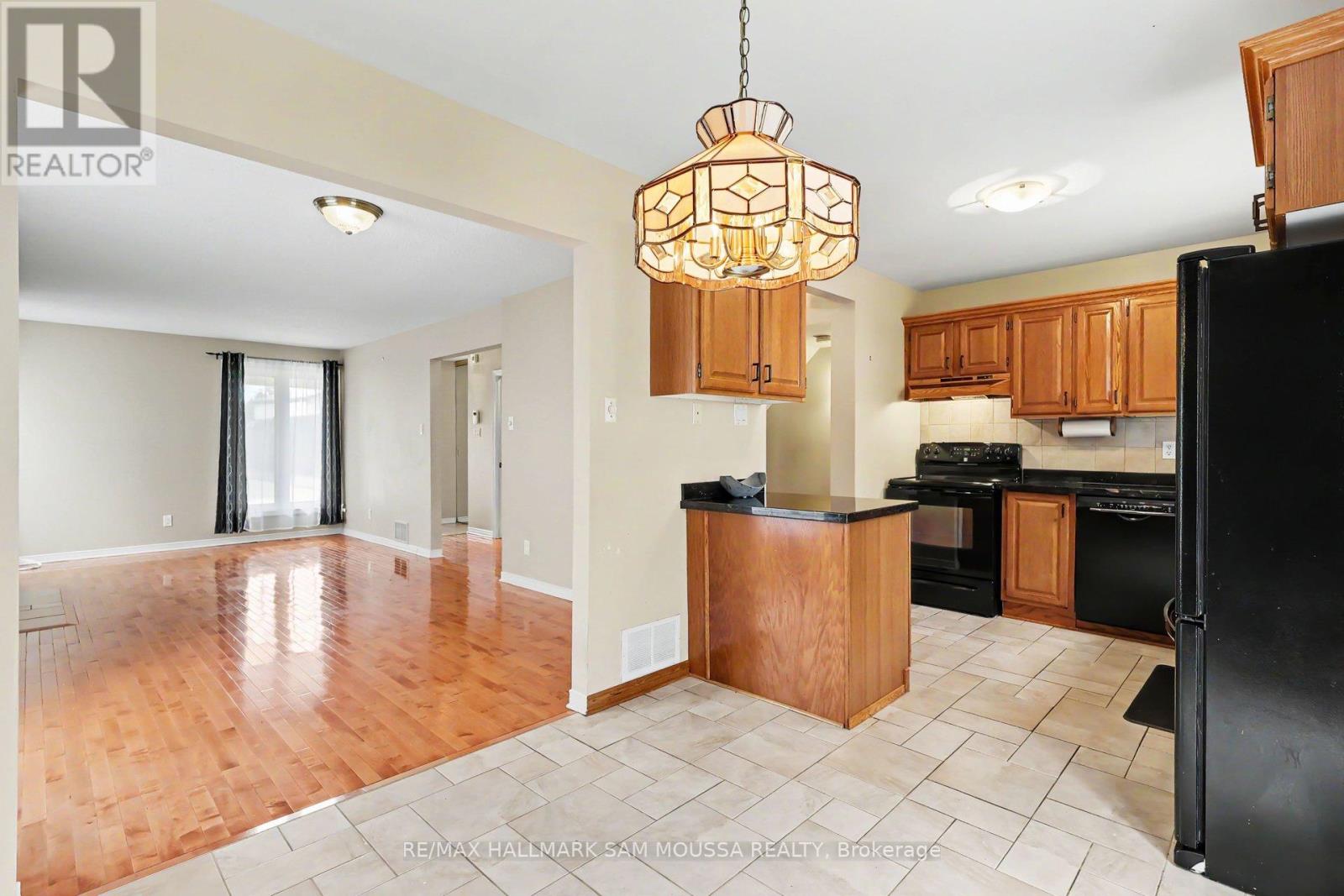 1475 Deavy Way, Ottawa, Ontario  K1E 2W7 - Photo 23 - X13715338