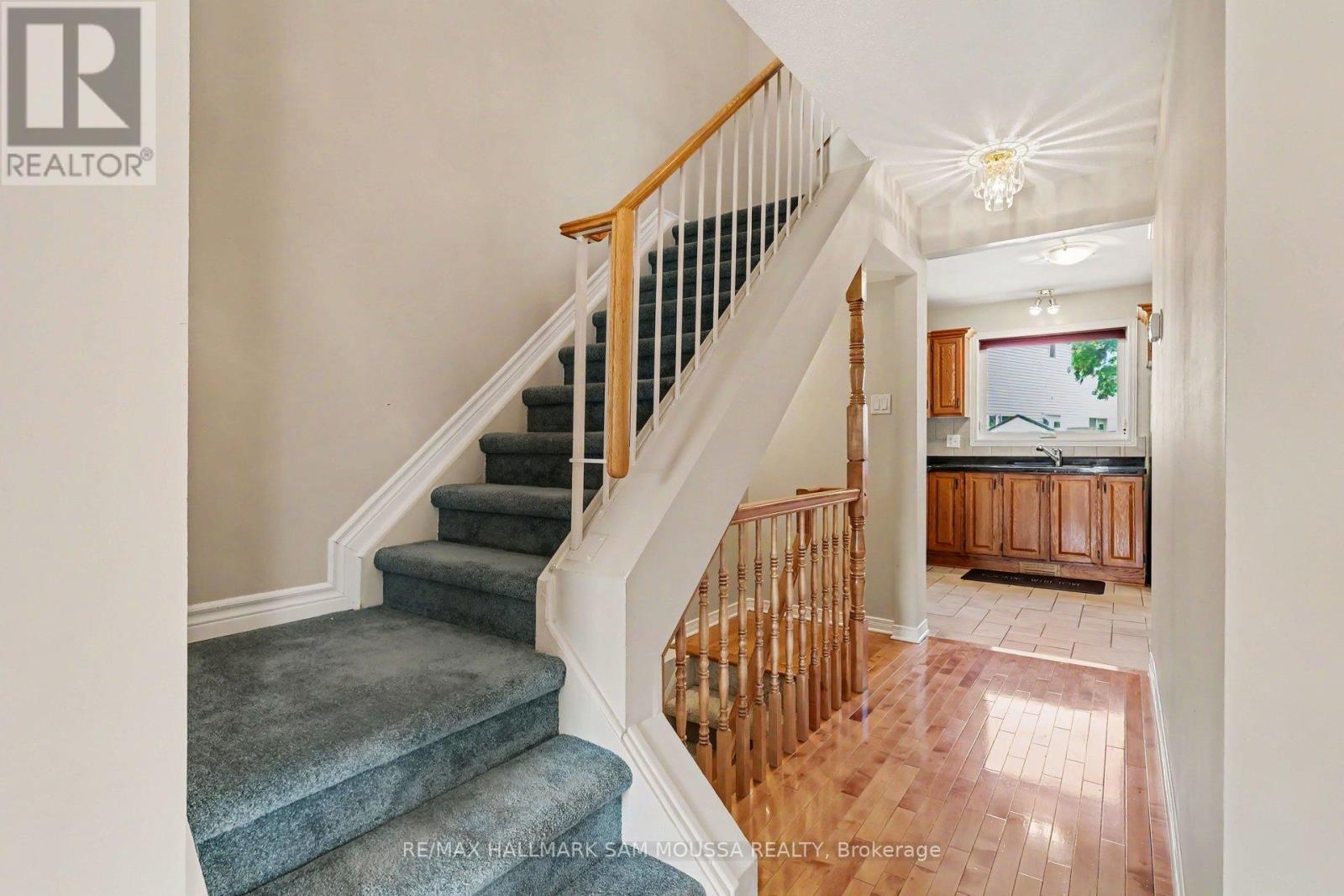 1475 Deavy Way, Ottawa, Ontario  K1E 2W7 - Photo 6 - X13715338