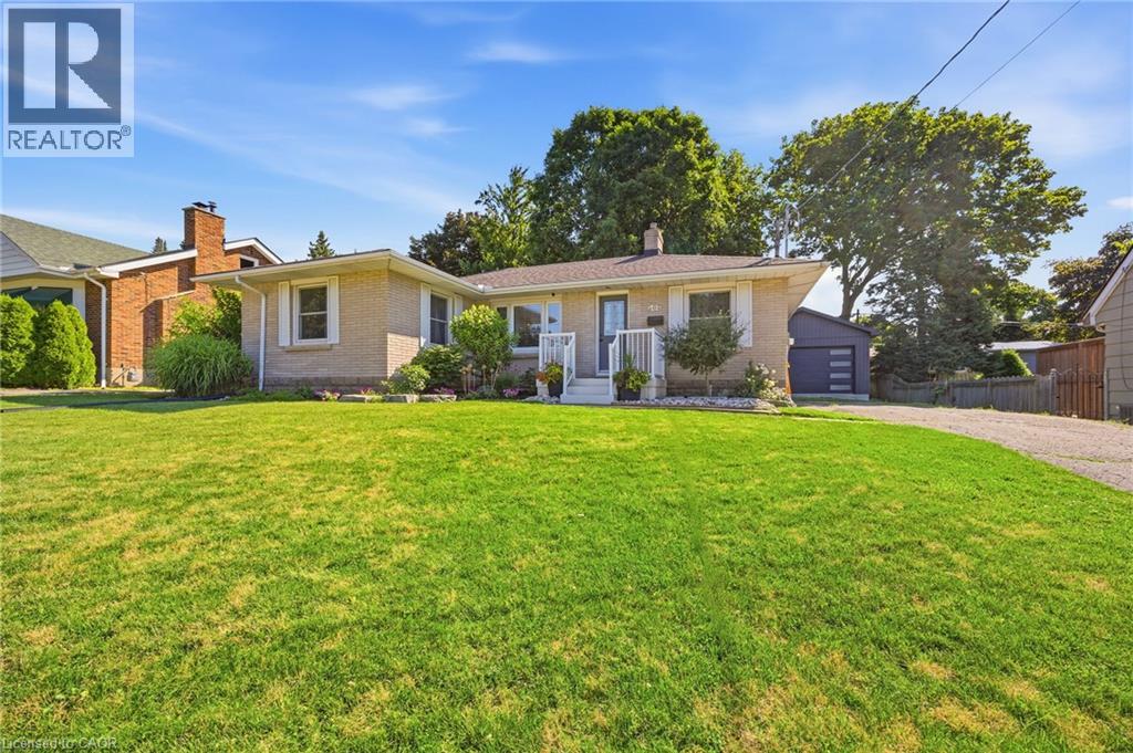 402 WELLINGTON Street N, Woodstock, Ontario