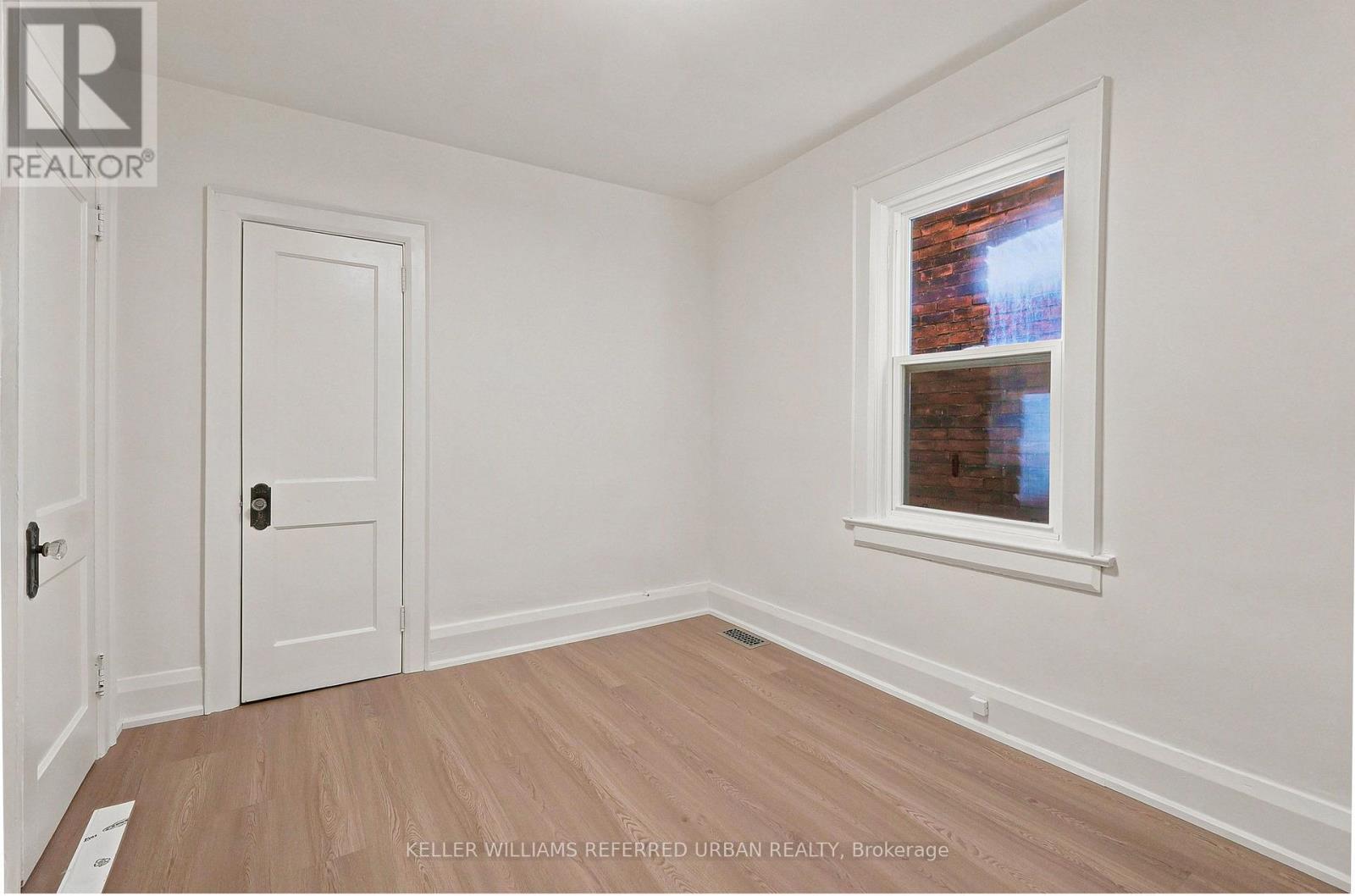 220 Westmount Avenue, Toronto, Ontario  M6E 3M8 - Photo 14 - C13715250
