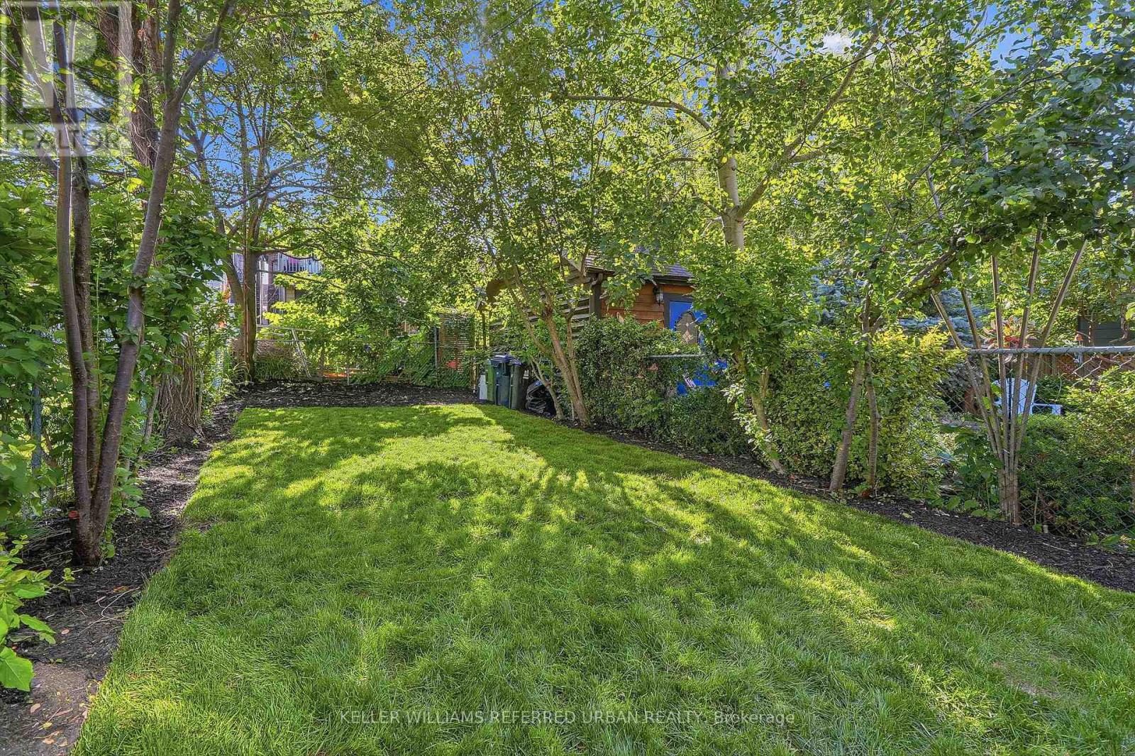 220 Westmount Avenue, Toronto, Ontario  M6E 3M8 - Photo 29 - C13715250