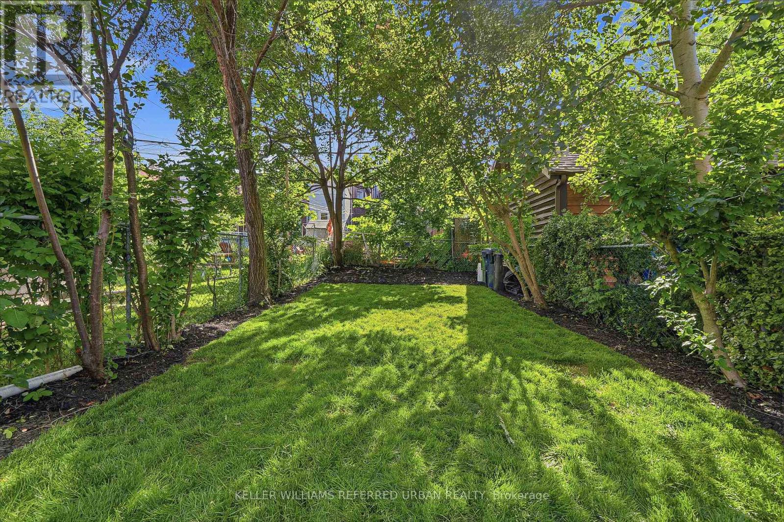 220 Westmount Avenue, Toronto, Ontario  M6E 3M8 - Photo 32 - C13715250