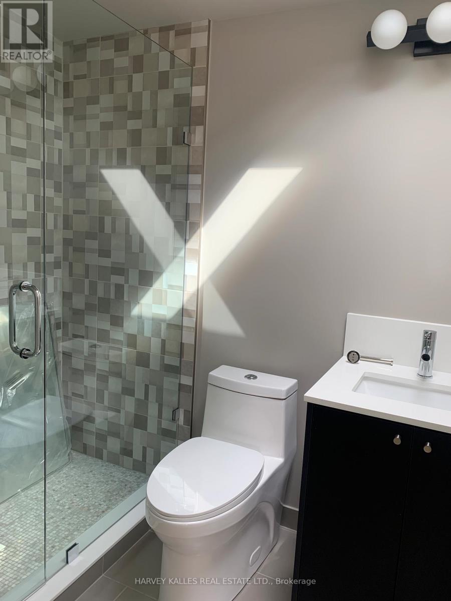 1 - 58 Kenwood Avenue, Toronto, Ontario  M6C 2S2 - Photo 12 - C13715302