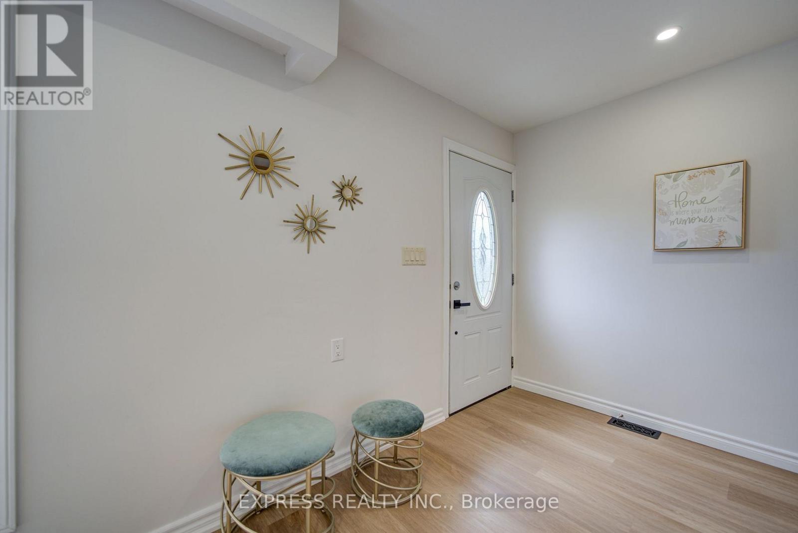 1162 Somerville Street, Oshawa, Ontario  L1G 4K5 - Photo 2 - E13715234