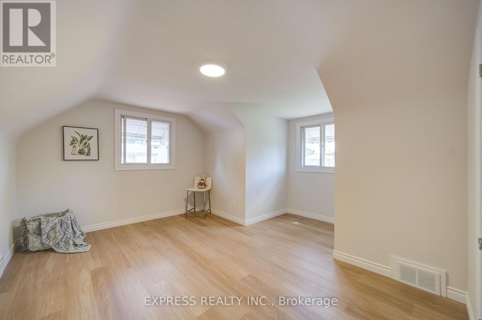 1162 Somerville Street, Oshawa, Ontario  L1G 4K5 - Photo 23 - E13715234