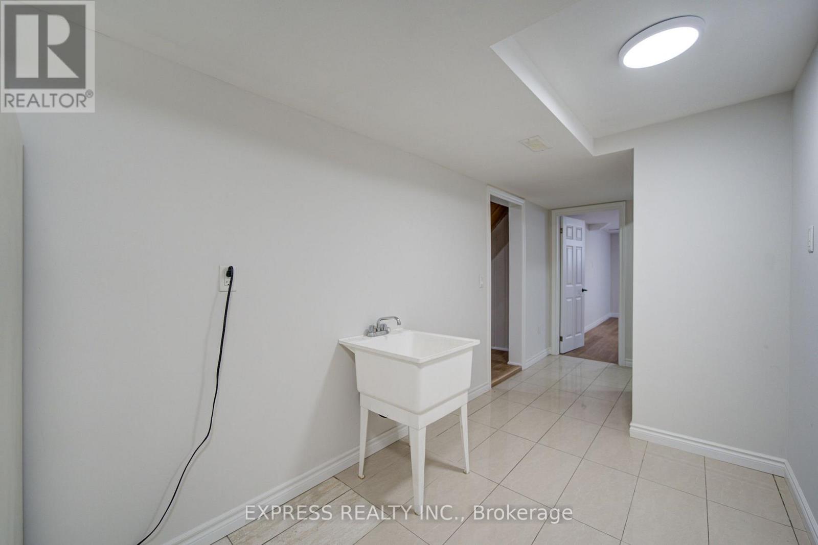1162 Somerville Street, Oshawa, Ontario  L1G 4K5 - Photo 37 - E13715234