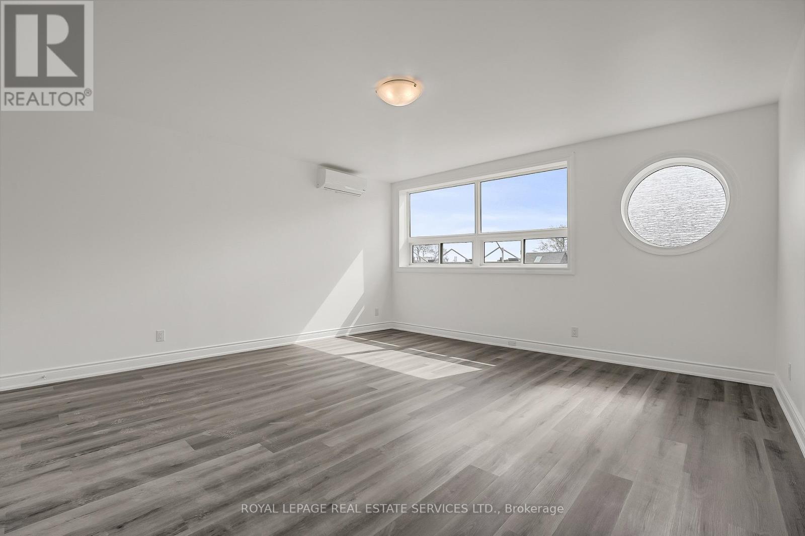 301 - 2820 Danforth Avenue, Toronto, Ontario  M4C 1M1 - Photo 6 - E13715242