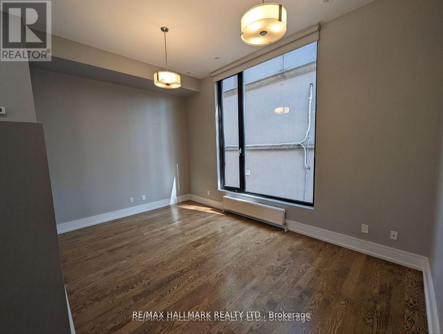 75 Saulter Street, Toronto, Ontario  M4M 2H8 - Photo 4 - E13715276