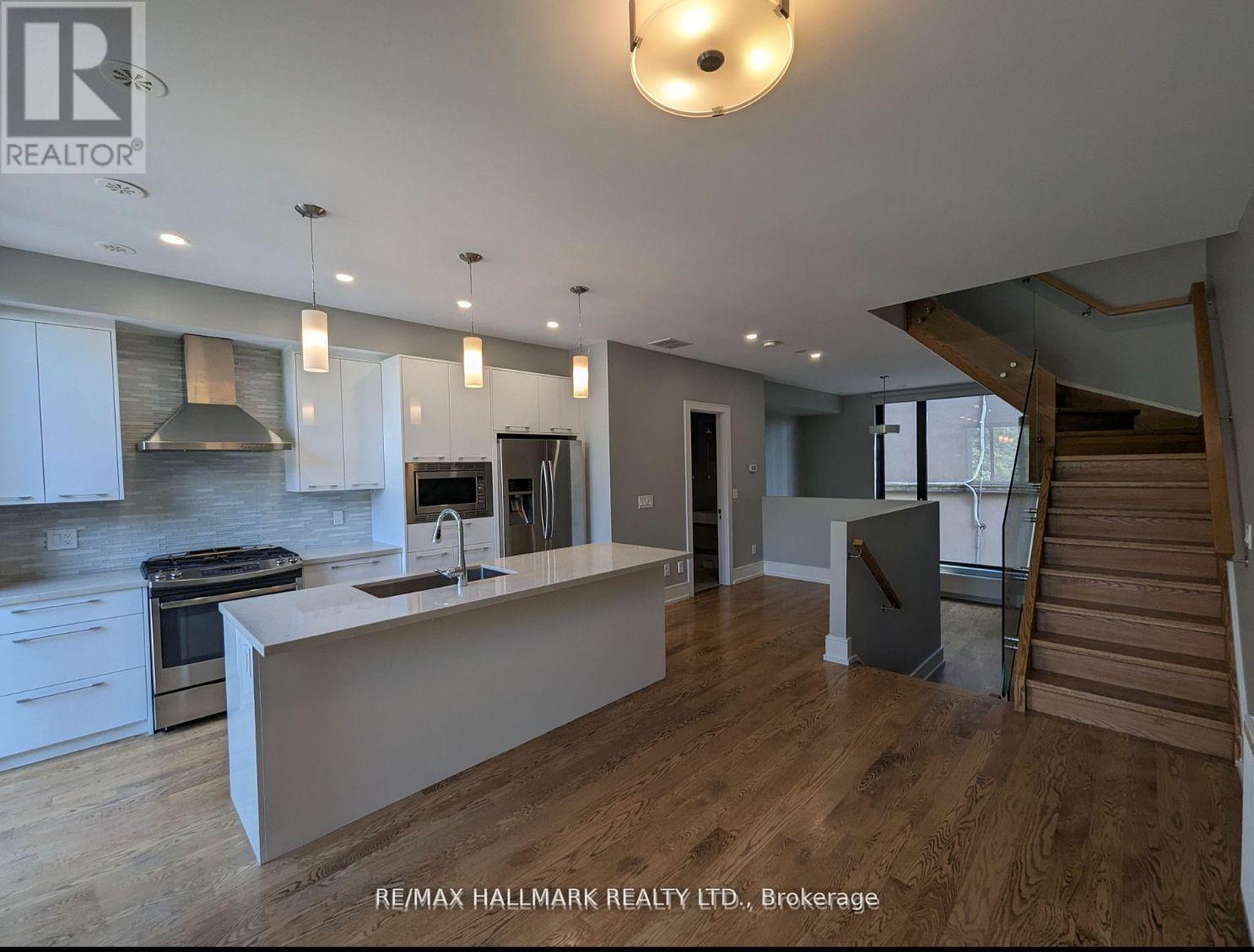 75 Saulter Street, Toronto, Ontario  M4M 2H8 - Photo 9 - E13715276