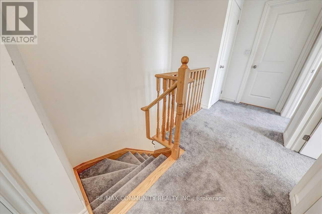 2718 William Jackson Drive, Pickering, Ontario  L1X 0E6 - Photo 18 - E13715278