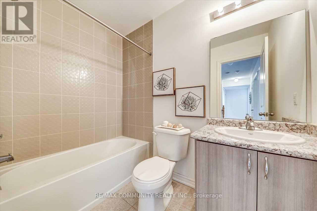 2718 William Jackson Drive, Pickering, Ontario  L1X 0E6 - Photo 24 - E13715278