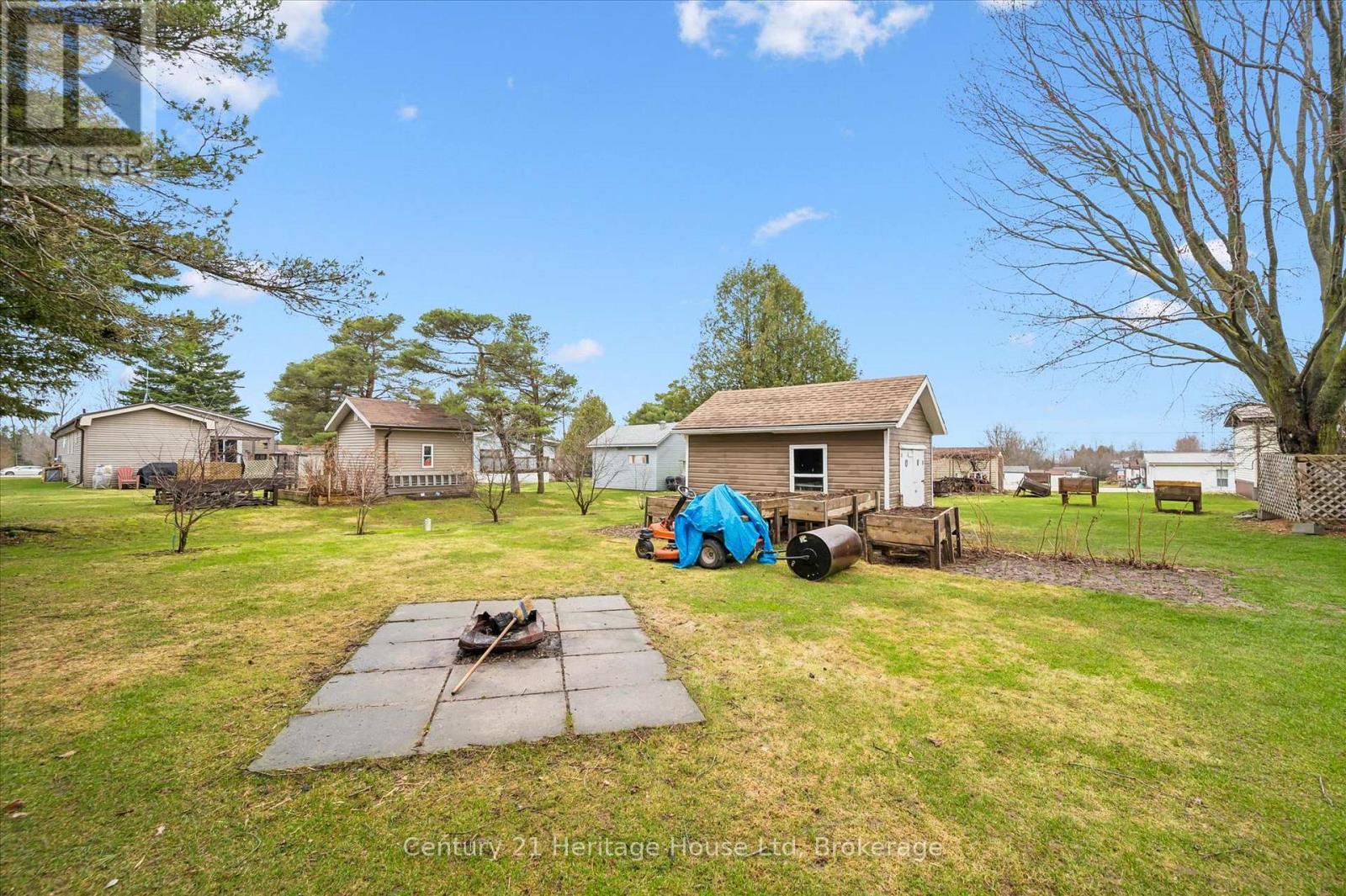 25 Fourth Avenue, Wellington North, Ontario  N0G 2K0 - Photo 34 - X13715224