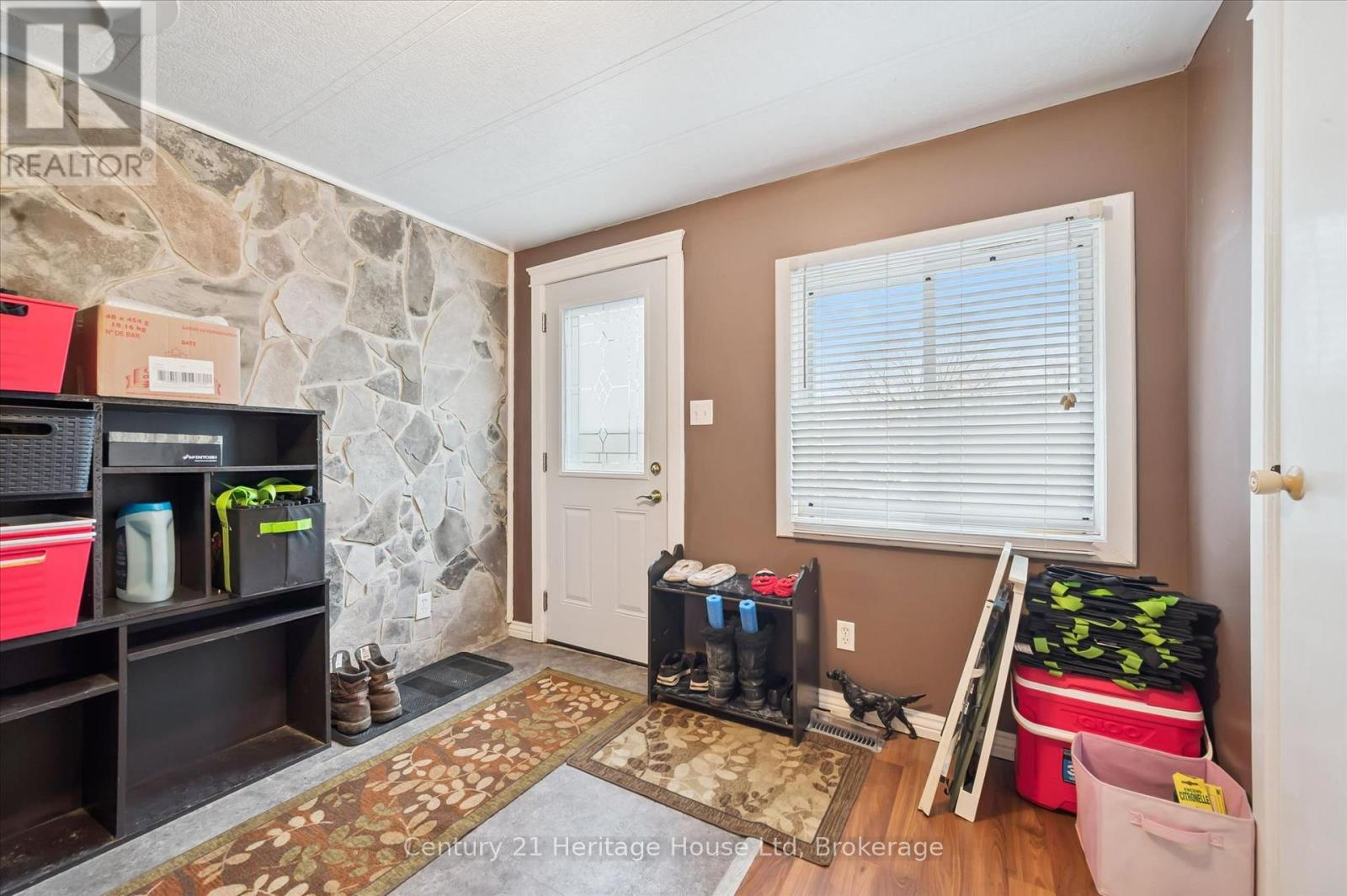 25 Fourth Avenue, Wellington North, Ontario  N0G 2K0 - Photo 7 - X13715224
