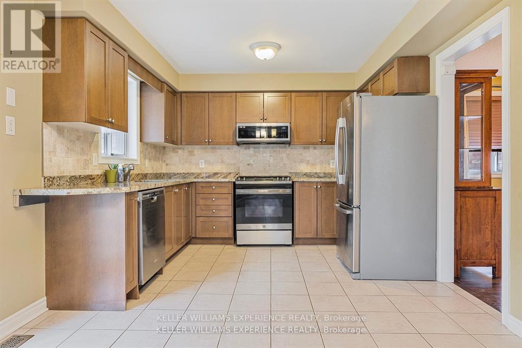 59 Mike Hart Drive, Essa (Angus), Ontario  L0M 1B4 - Photo 10 - N13715206