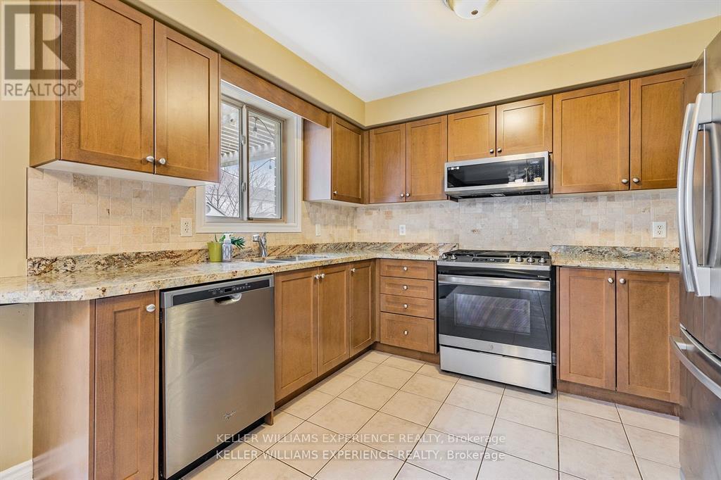 59 Mike Hart Drive, Essa (Angus), Ontario  L0M 1B4 - Photo 12 - N13715206