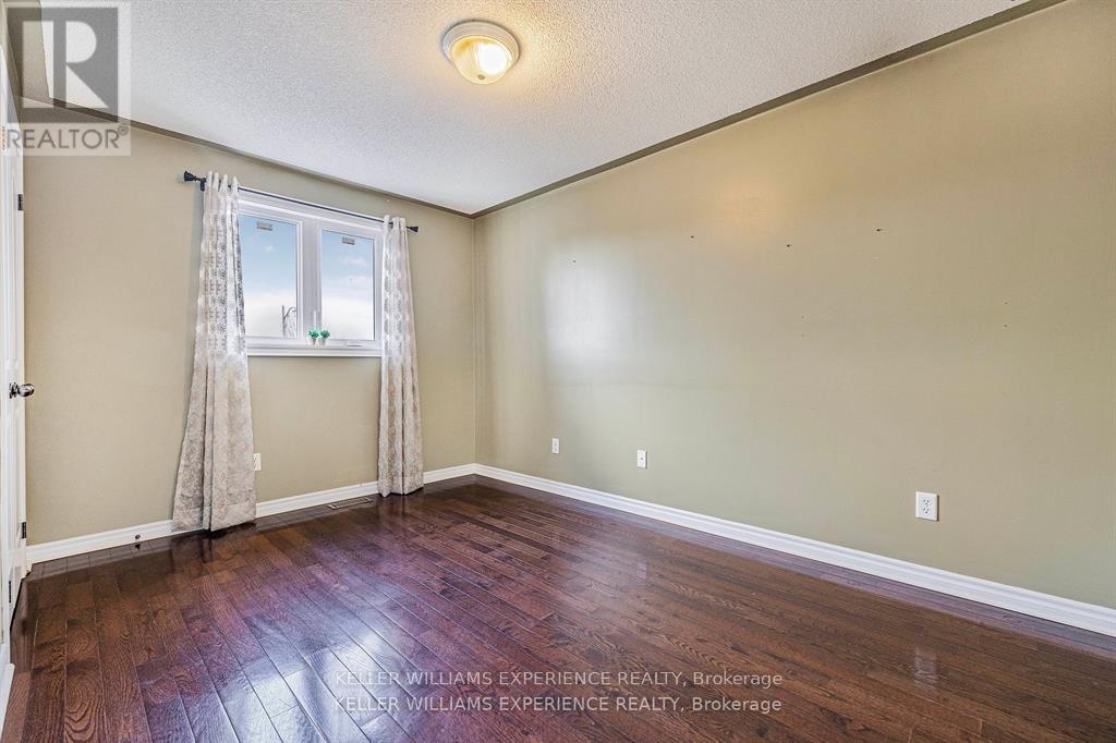 59 Mike Hart Drive, Essa (Angus), Ontario  L0M 1B4 - Photo 18 - N13715206