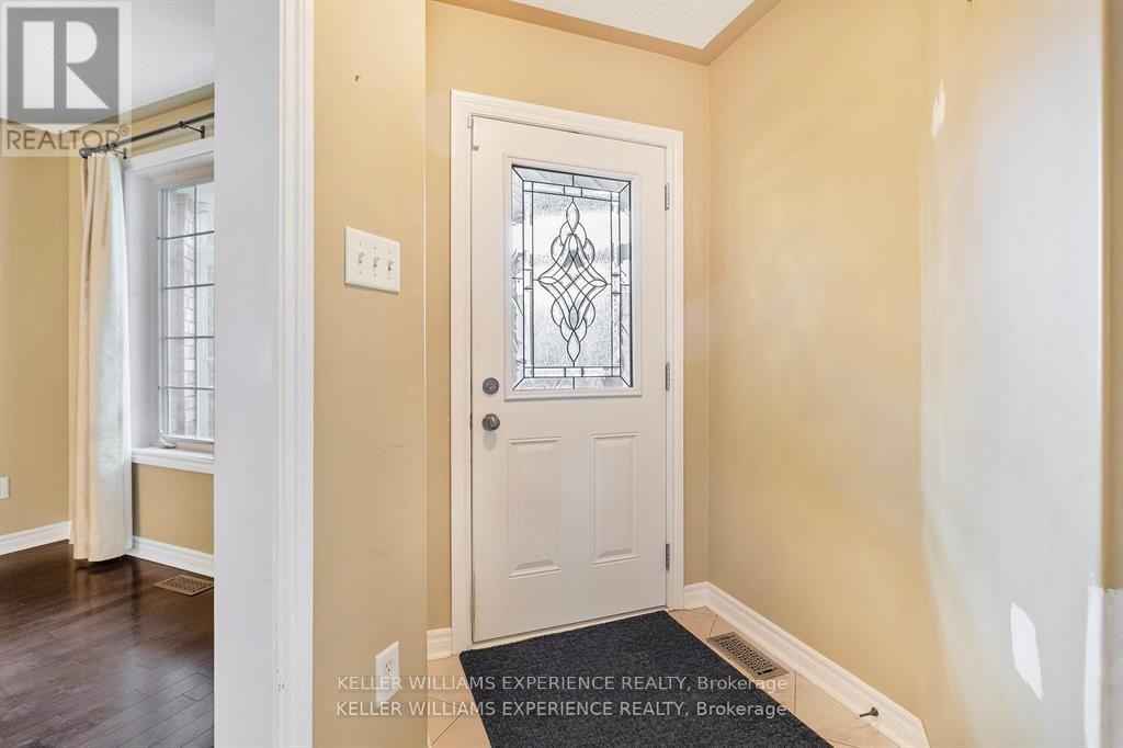 59 Mike Hart Drive, Essa (Angus), Ontario  L0M 1B4 - Photo 3 - N13715206