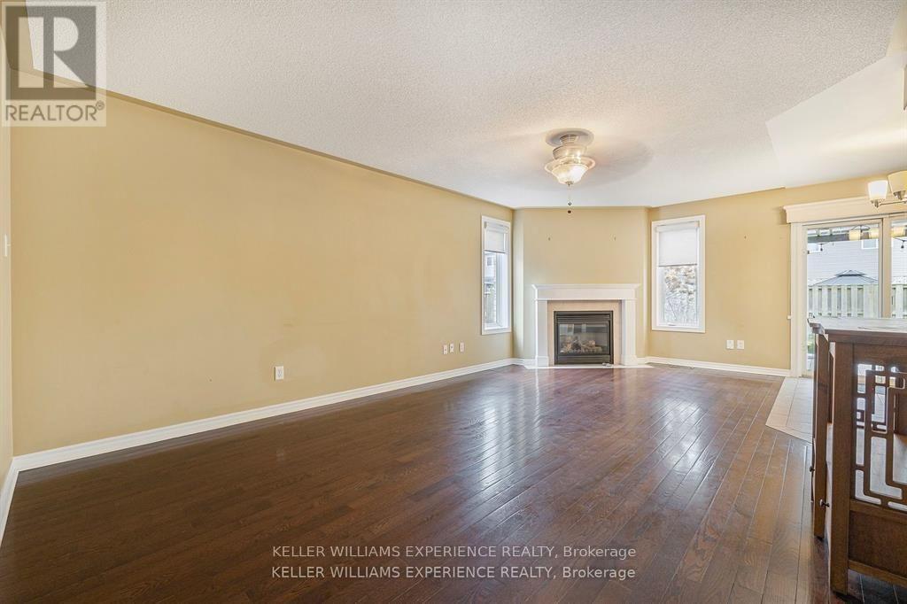 59 Mike Hart Drive, Essa (Angus), Ontario  L0M 1B4 - Photo 6 - N13715206
