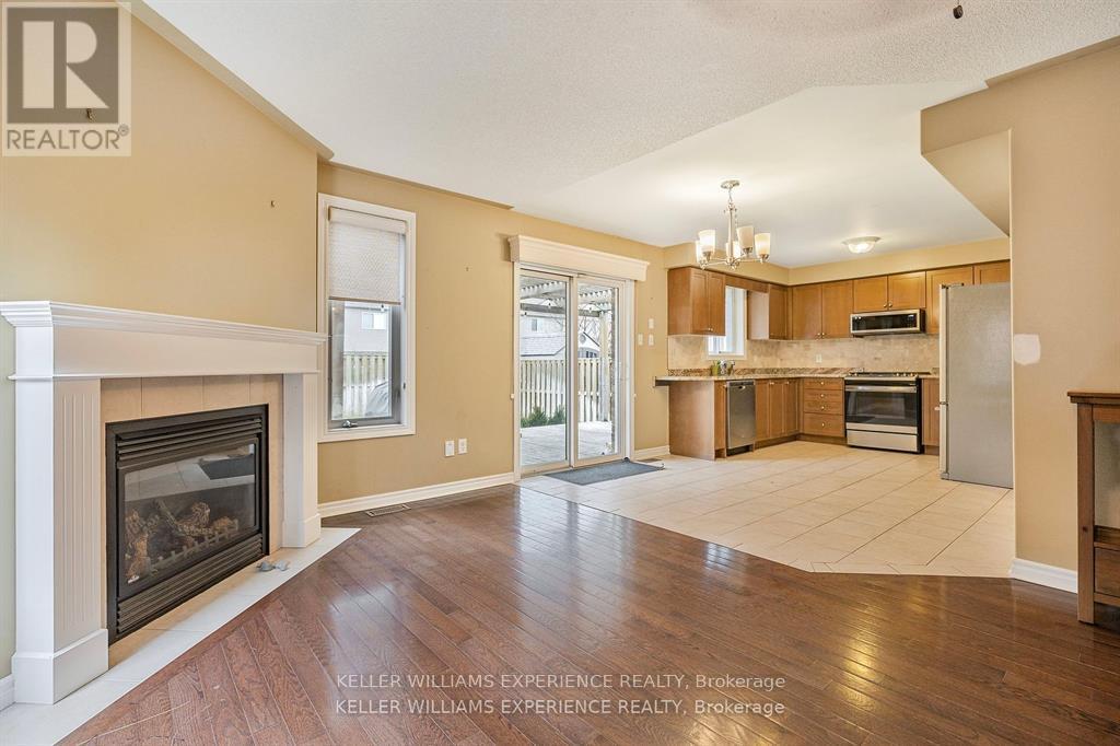 59 Mike Hart Drive, Essa (Angus), Ontario  L0M 1B4 - Photo 8 - N13715206
