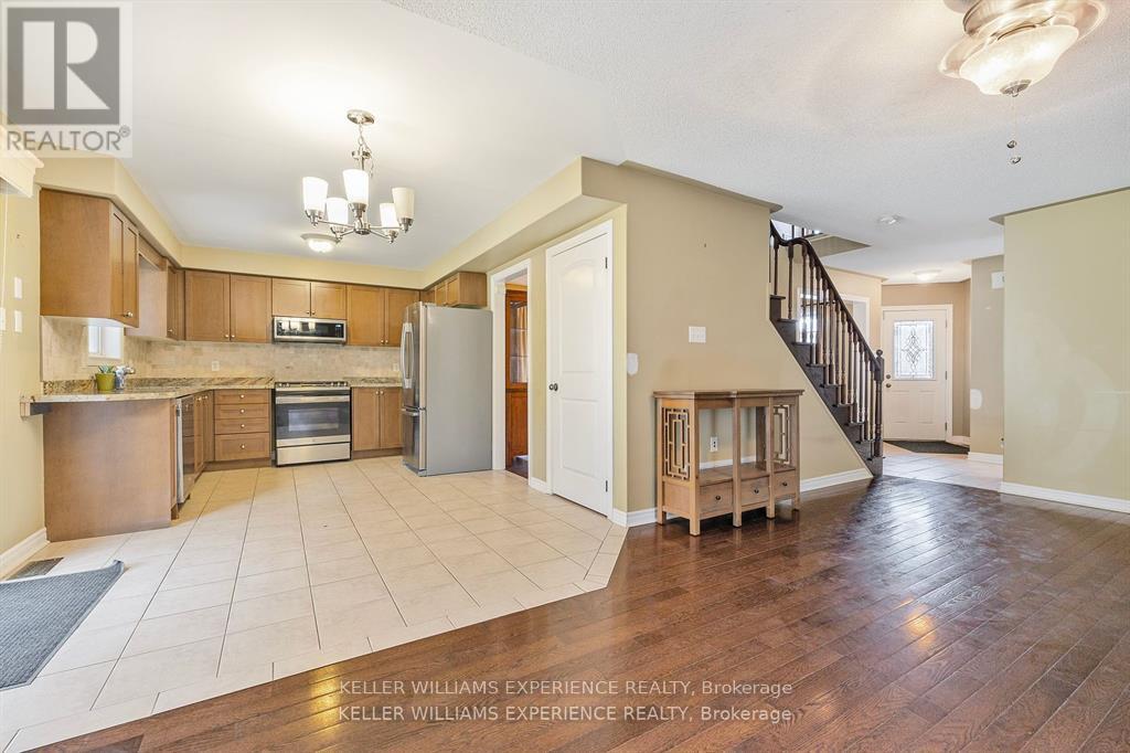 59 Mike Hart Drive, Essa (Angus), Ontario  L0M 1B4 - Photo 9 - N13715206