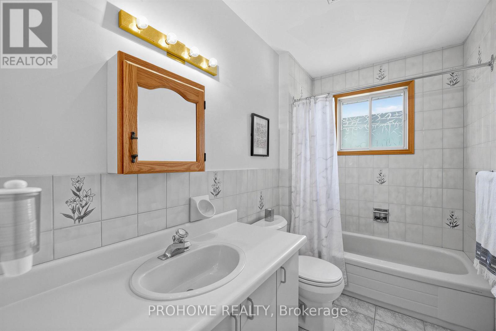 10 Joel Avenue, Georgina, Ontario  L0E 1S0 - Photo 18 - N13715248